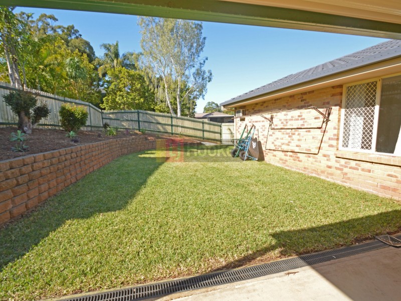 13 Hinchcliffe Street, Tanah Merah QLD 4128