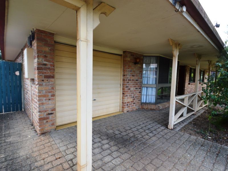 18 Ermington street, Daisy Hill QLD 4127