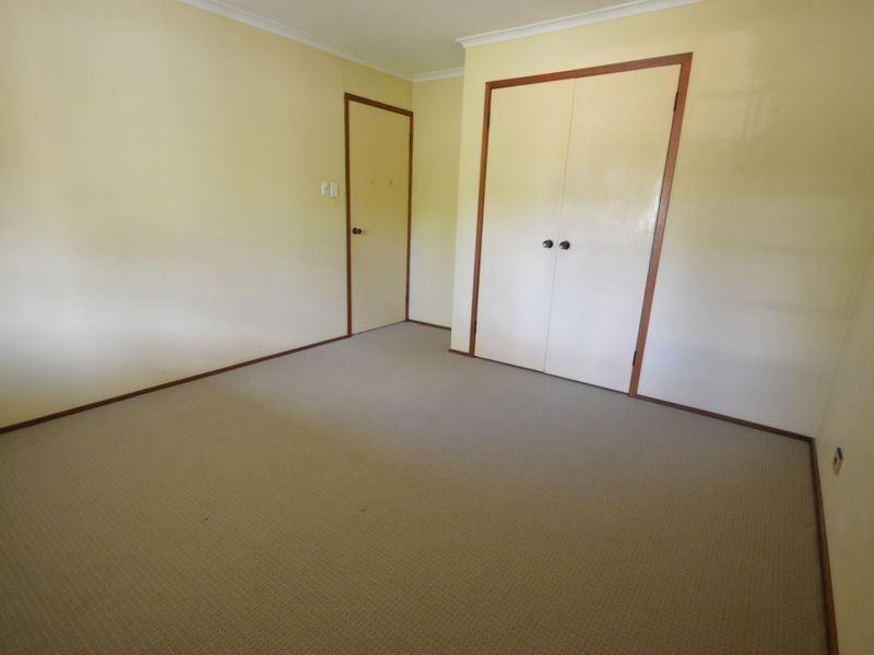 18 Ermington street, Daisy Hill QLD 4127