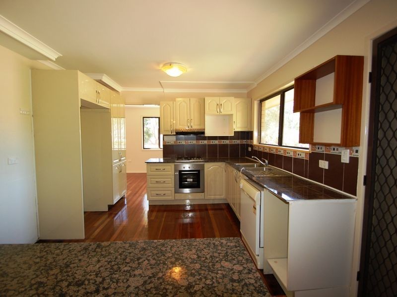 15 Drews Road, Tanah Merah QLD 4128