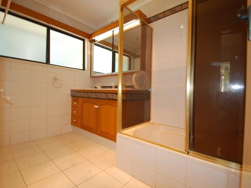 15 Drews Road, Tanah Merah QLD 4128