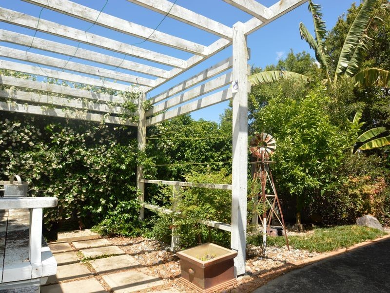 8 Crows Ash Street, Mount Cotton QLD 4165