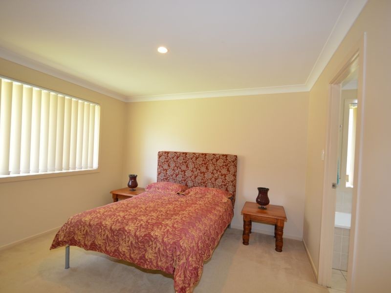 33 Lake Cootharaba Place, Logan Reserve QLD 4133