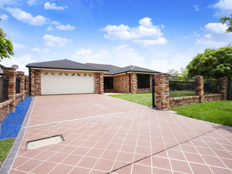 50 Meadowbrook Drive, Meadowbrook QLD 4131