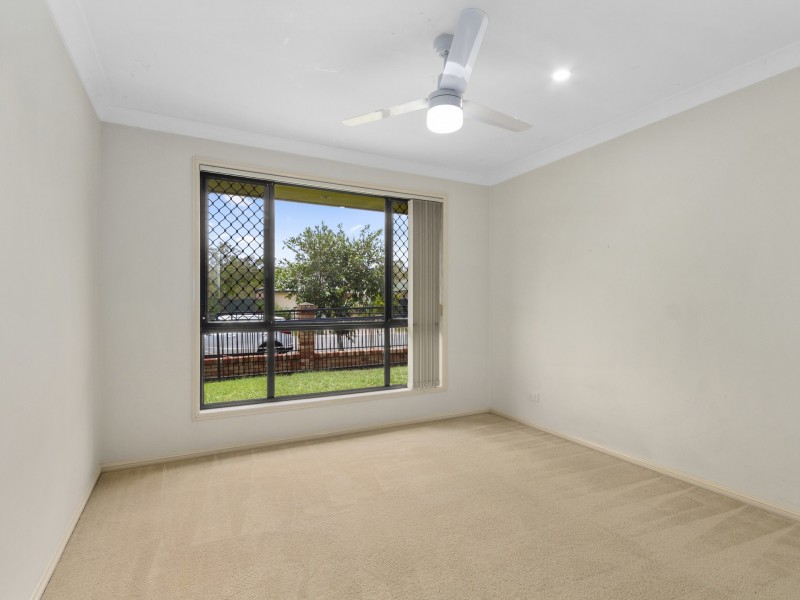 50 Meadowbrook Drive, Meadowbrook QLD 4131