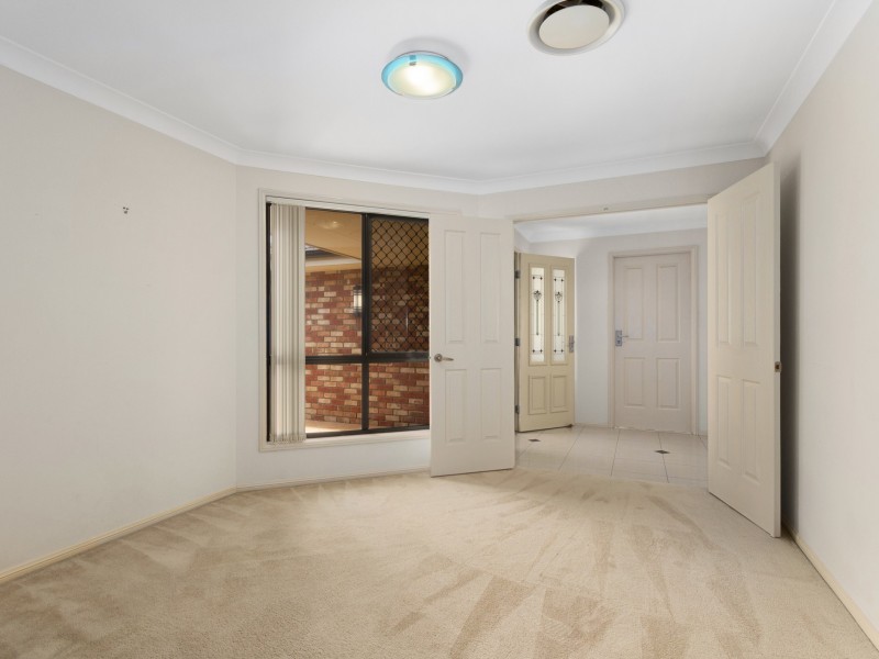 50 Meadowbrook Drive, Meadowbrook QLD 4131