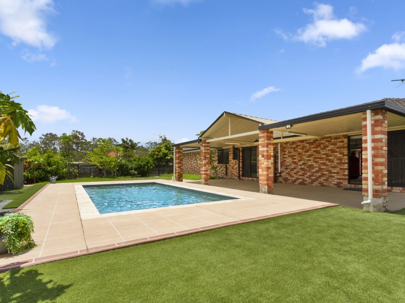 50 Meadowbrook Drive, Meadowbrook QLD 4131