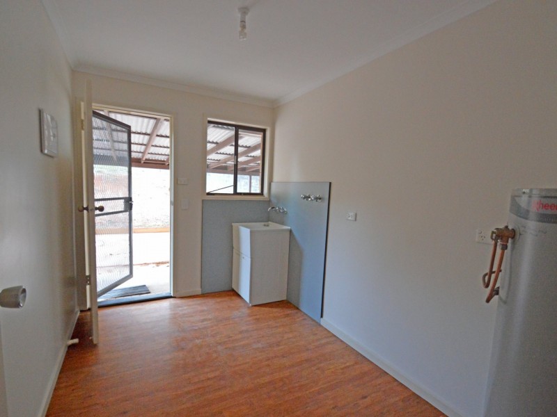 40 Barokee Drive, Tanah Merah QLD 4128