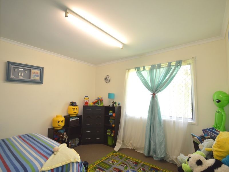 111 Station Road, Loganlea QLD 4131