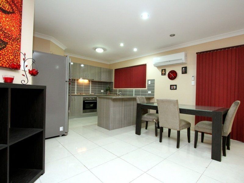 19 Wollumbin Crescent, Waterford QLD 4133