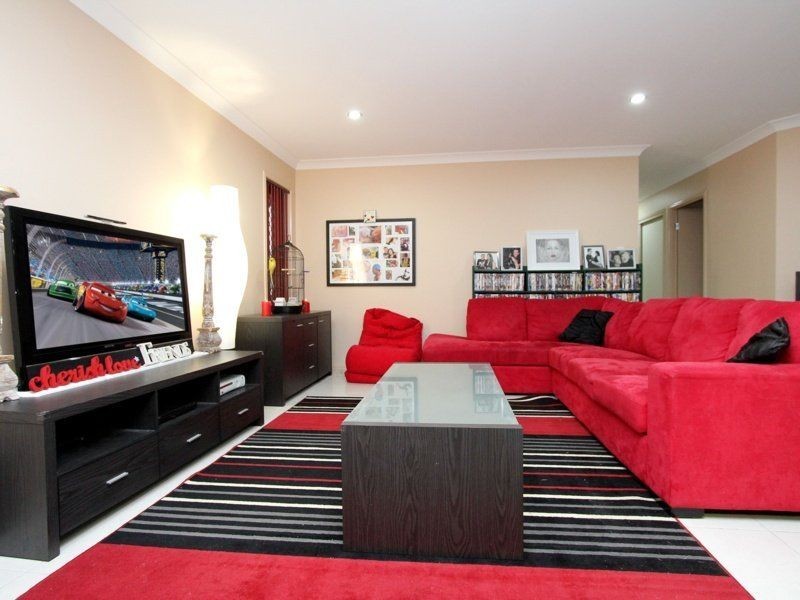 19 Wollumbin Crescent, Waterford QLD 4133