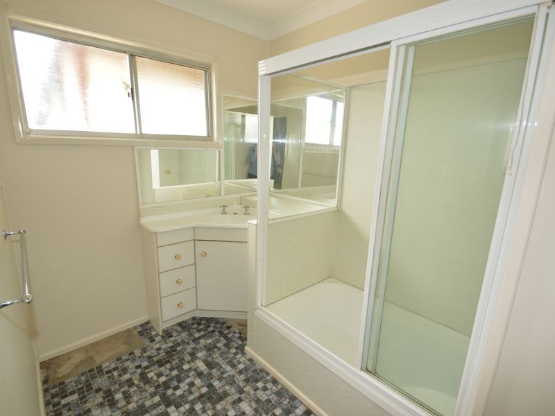 4 Cameo Street, Loganlea QLD 4131