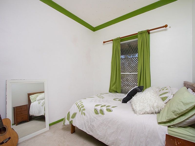 13 Gazania Street, Kingston QLD 4114