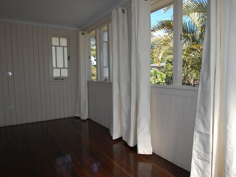 77 Fourth Avenue, Marsden QLD 4132