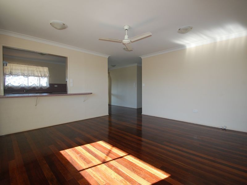 77 Fourth Avenue, Marsden QLD 4132