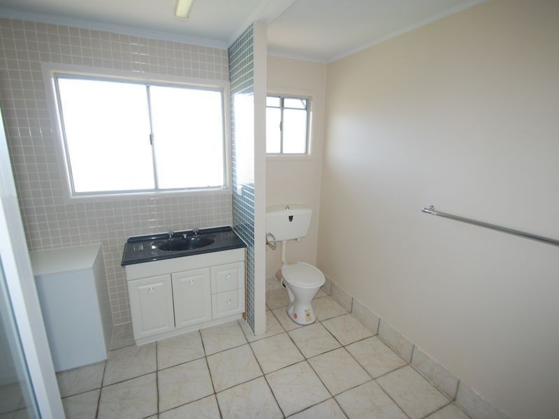 77 Fourth Avenue, Marsden QLD 4132