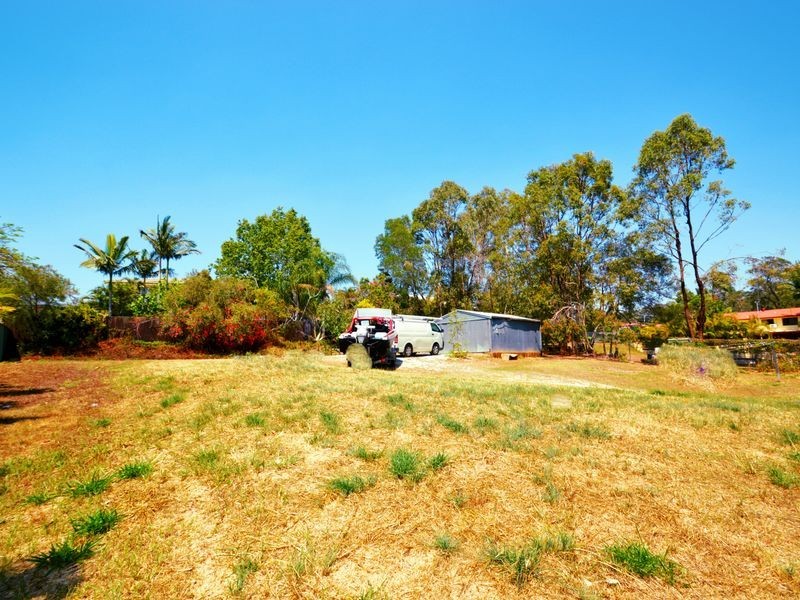 40 Barokee Drive, Tanah Merah QLD 4128