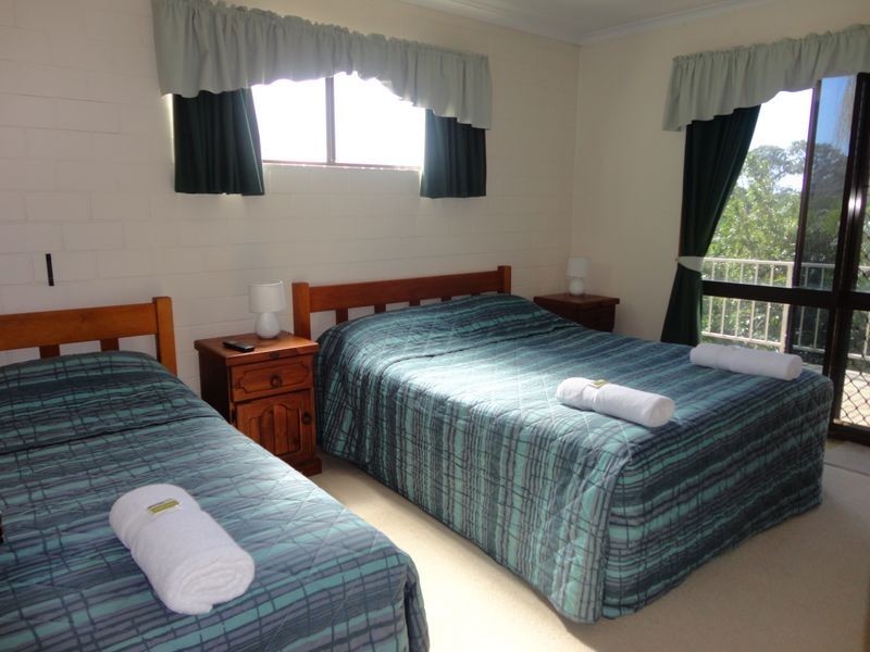 214 Bloomfield Road, Cleveland QLD 4163