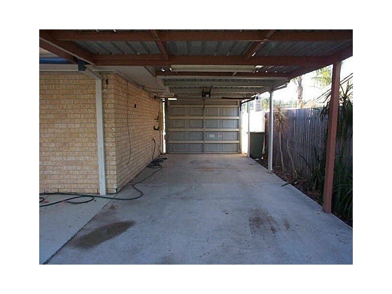 21 Perak Court, Tanah Merah QLD 4128