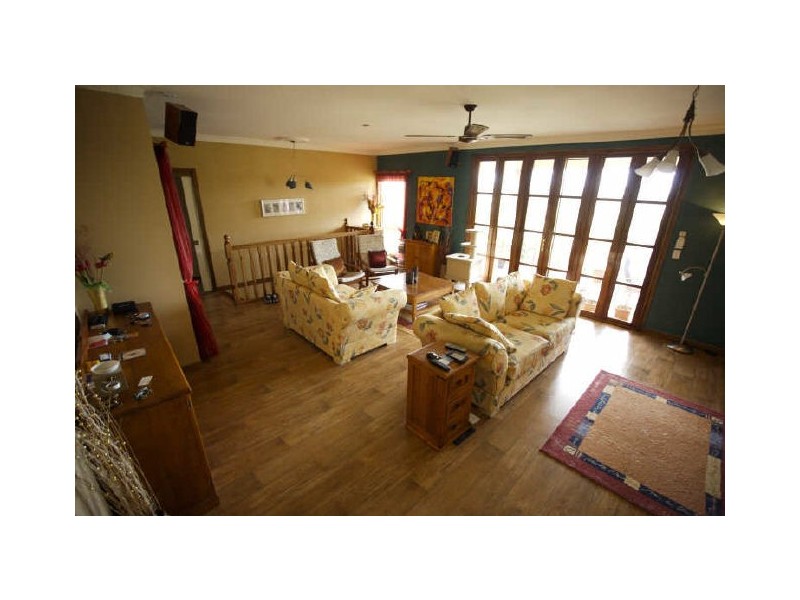 Tanah Merah QLD 4128