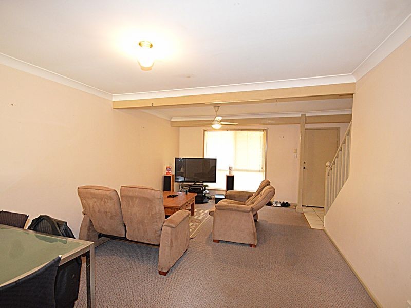 11/3809 Pacific Highway, Tanah Merah QLD 4128