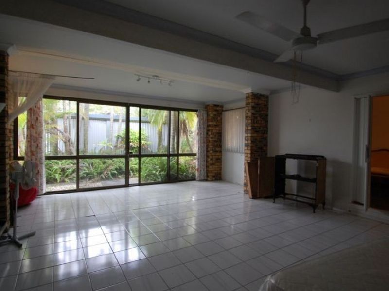 9 Francis Road, Shailer Park QLD 4128