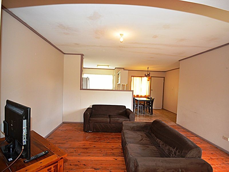 15 Primrose Street, Logan Central QLD 4114