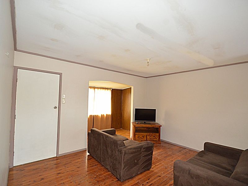 15 Primrose Street, Logan Central QLD 4114