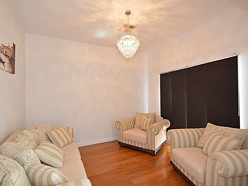 92 Shailer Road, Shailer Park QLD 4128