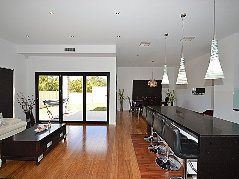 92 Shailer Road, Shailer Park QLD 4128