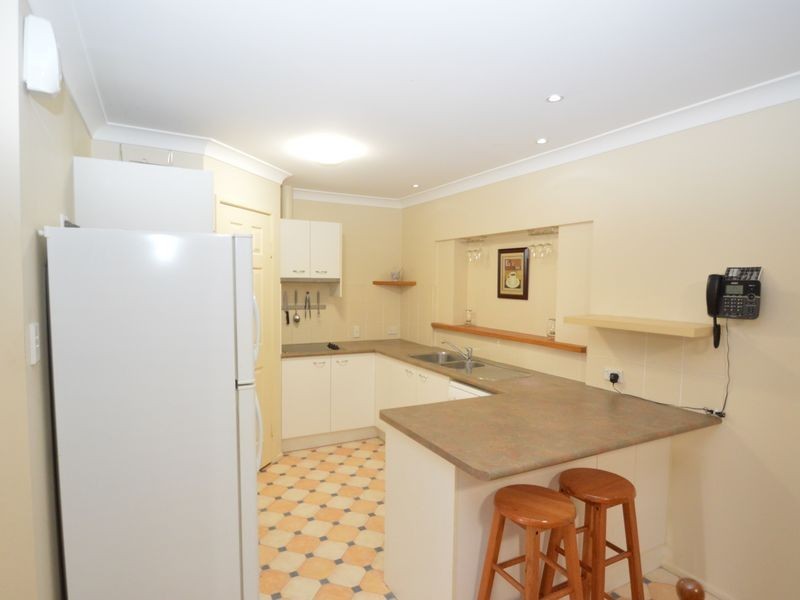 135 Pohon Drive, Tanah Merah QLD 4128