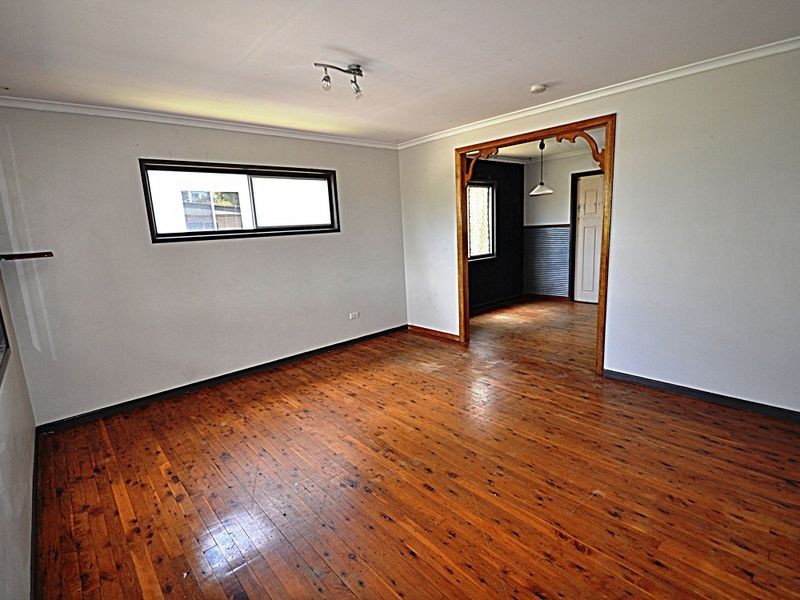 17 Aquarius Drive, Kingston QLD 4114