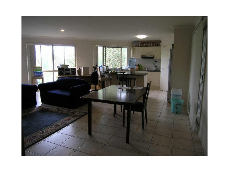 345 Chatswood Road, Shailer Park QLD 4128