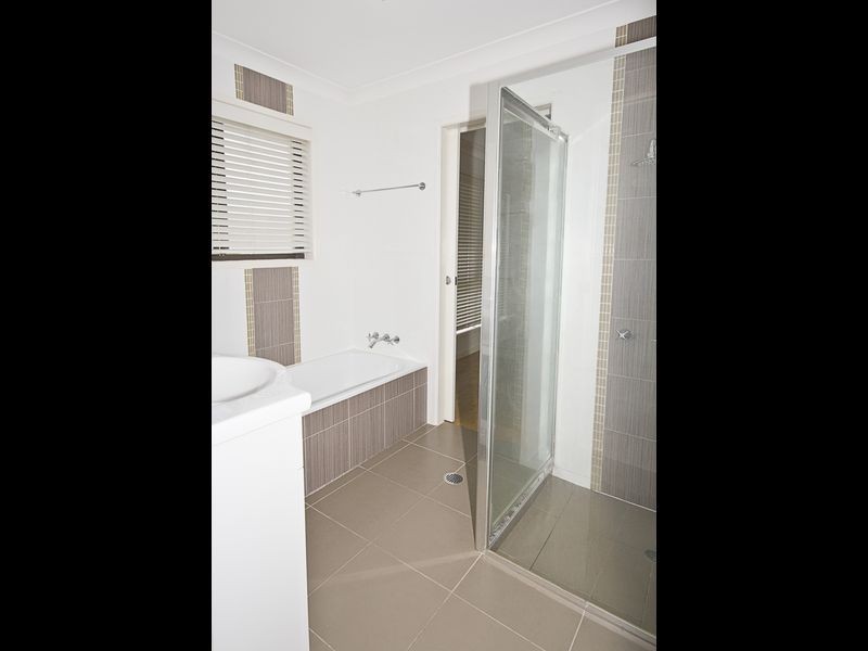 10 Mahonia Court, Crestmead QLD 4132