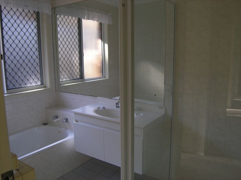 Tanah Merah QLD 4128