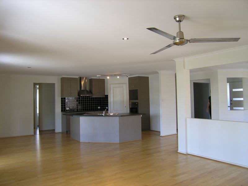 3 Lilyvale Cres, Ormeau QLD 4208