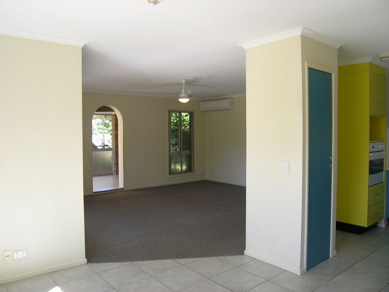 38 Springfield Crescent, Daisy Hill QLD 4127
