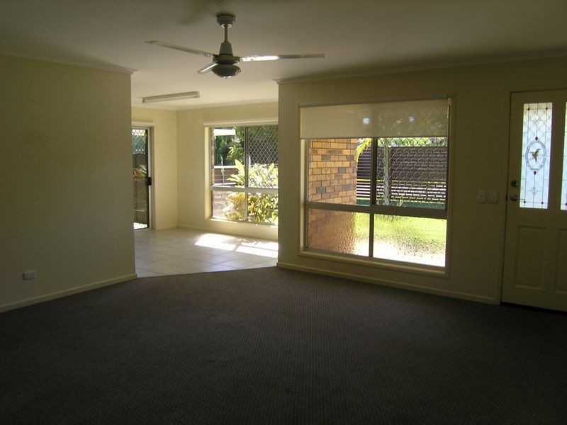 38 Springfield Crescent, Daisy Hill QLD 4127
