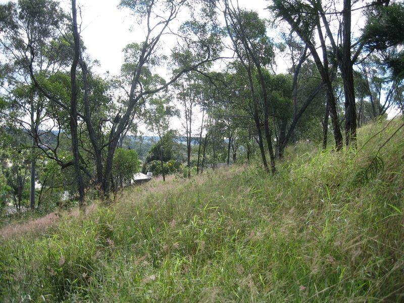Edens Landing QLD 4207