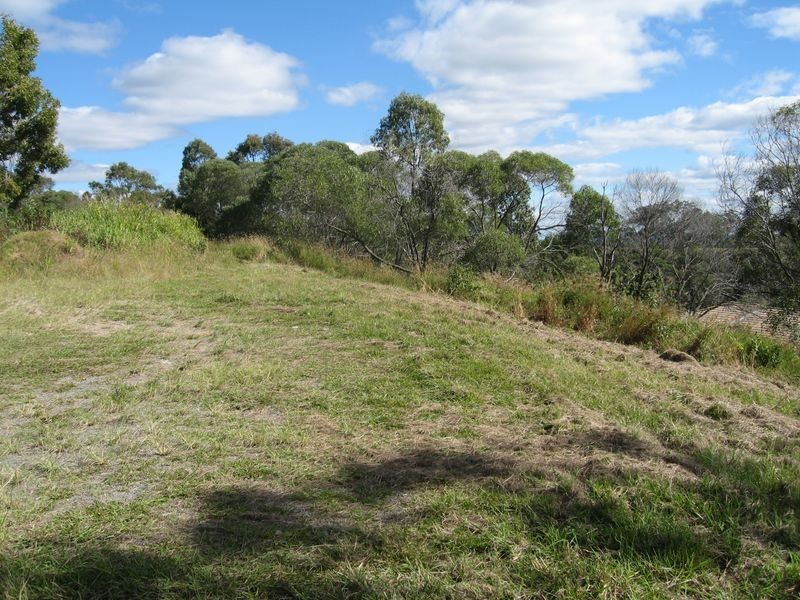 Edens Landing QLD 4207