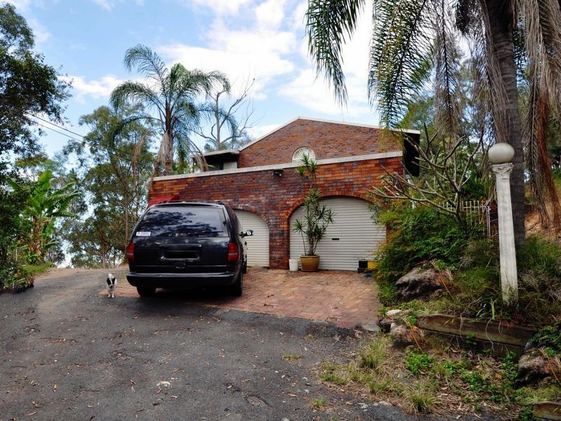 192 Dennis Road, Springwood QLD 4127