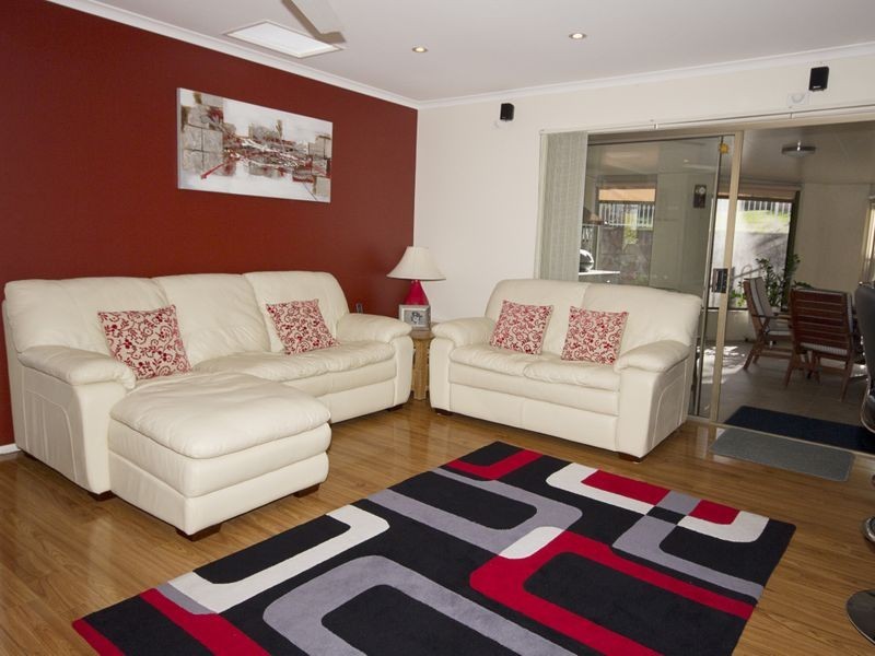 2 Seers Court, Shailer Park QLD 4128