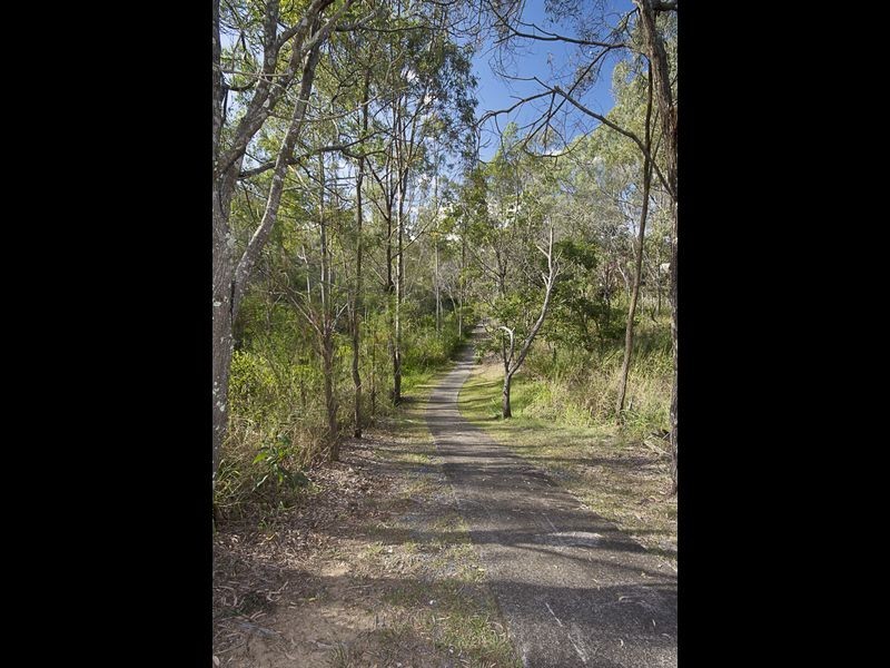 2 Seers Court, Shailer Park QLD 4128