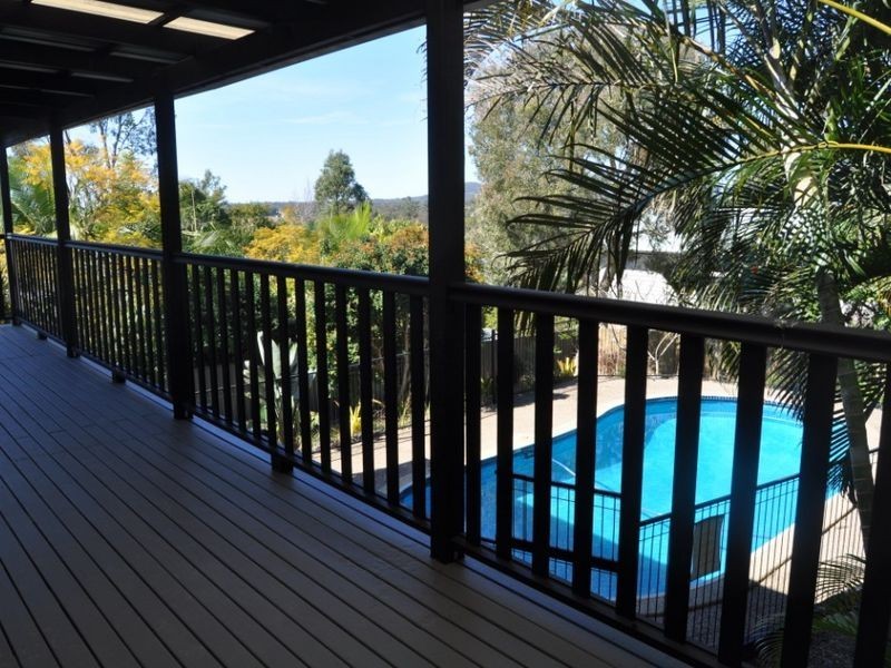 8 Beacon Drive, Cornubia QLD 4130