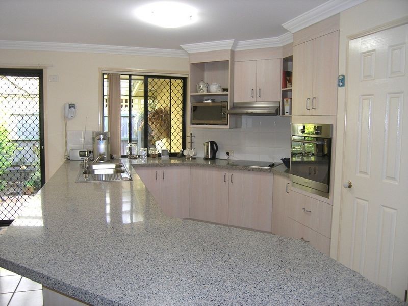 32 Oak Street, Shailer Park QLD 4128