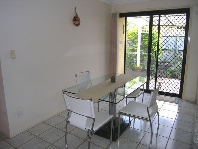 32 Oak Street, Shailer Park QLD 4128