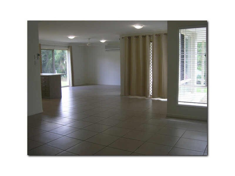 Tanah Merah QLD 4128