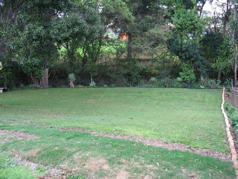 9 Conifer Street, Daisy Hill QLD 4127