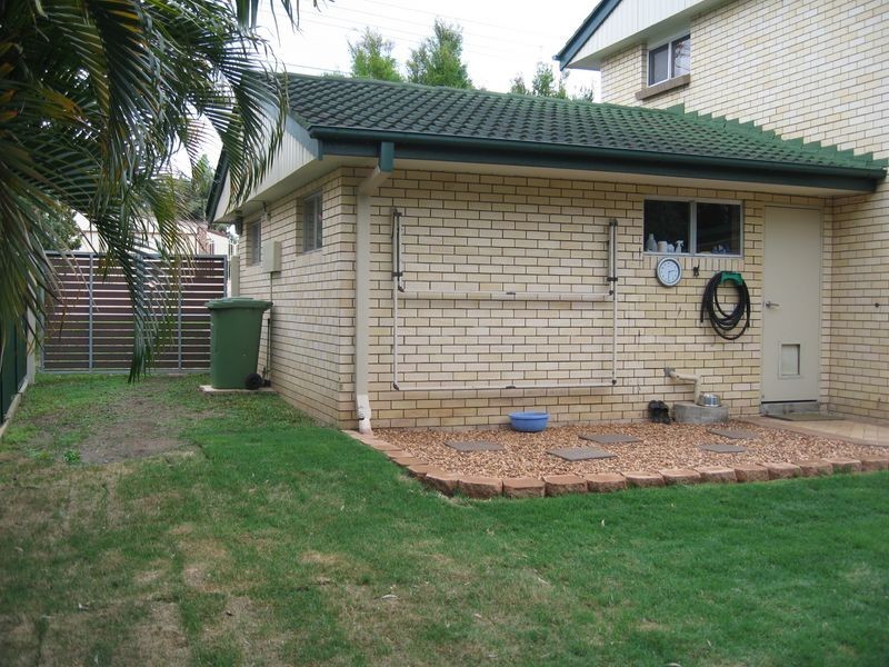 9 Conifer Street, Daisy Hill QLD 4127