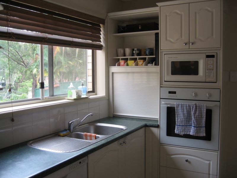 9 Conifer Street, Daisy Hill QLD 4127